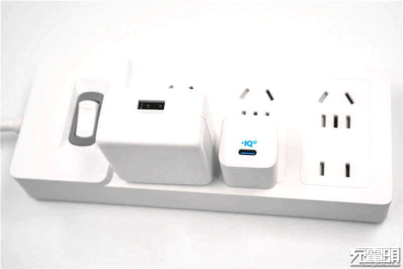 Xem lại Anker Power Port III